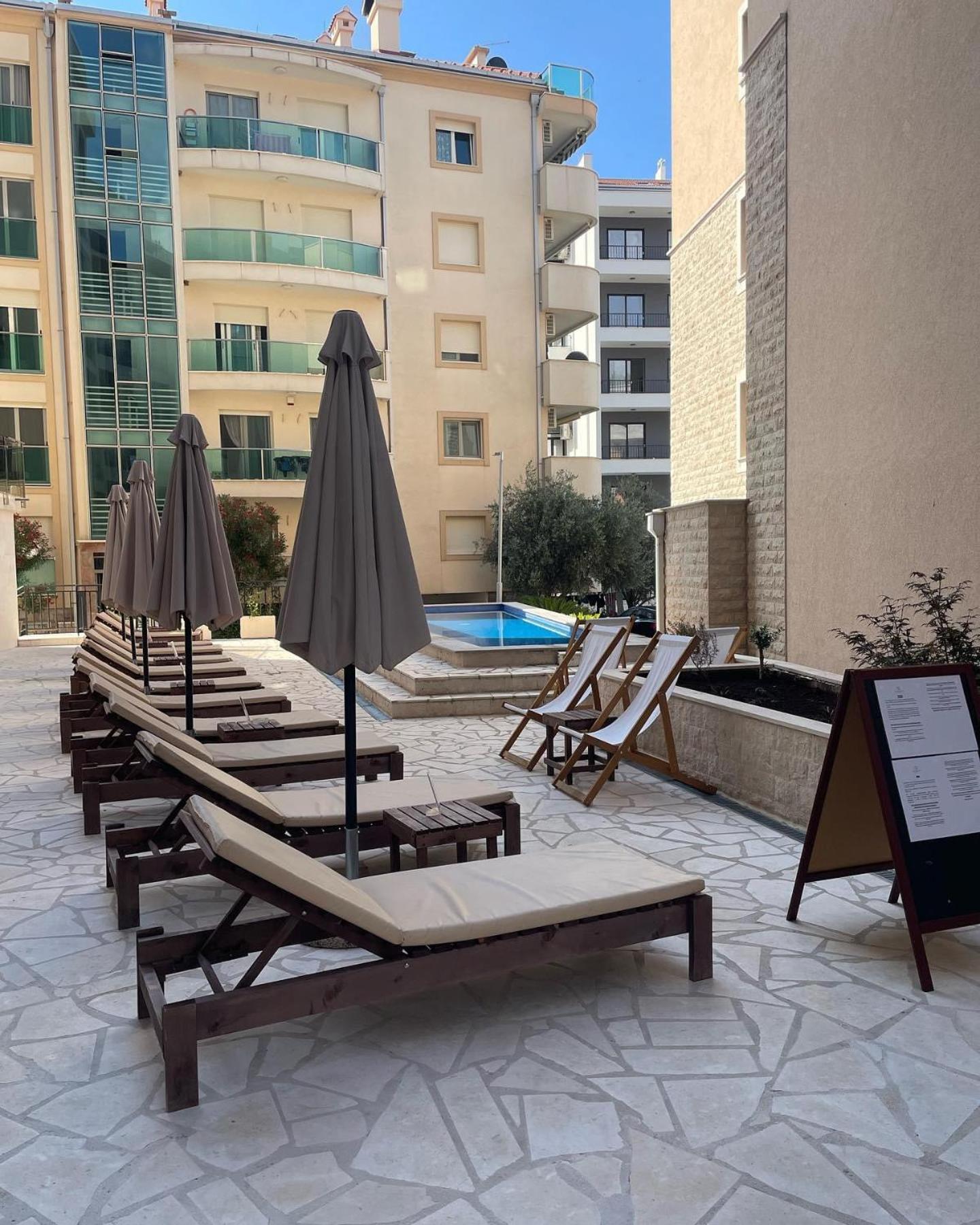 Tara - 1br Long Term! Apartment