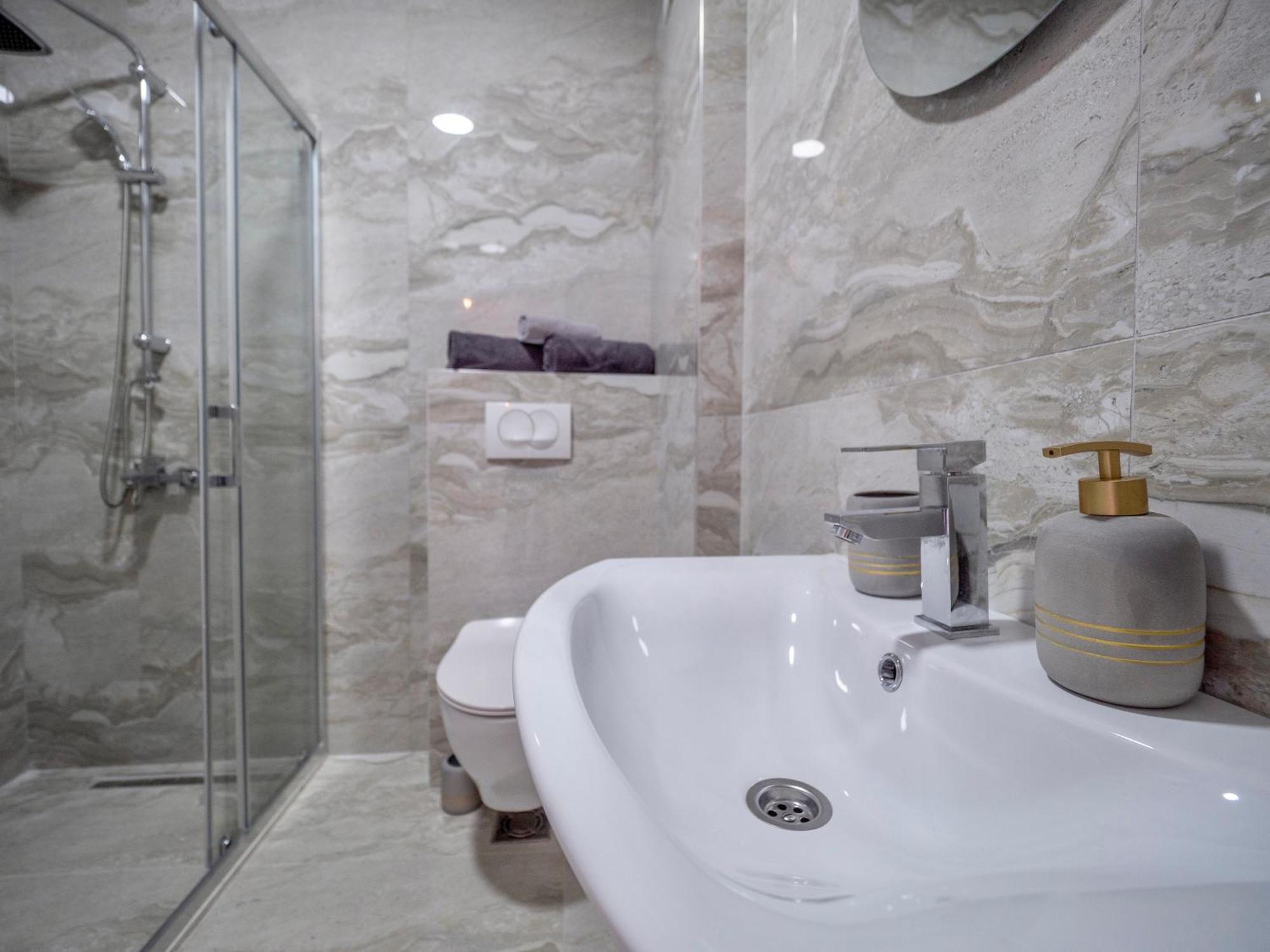 Apartment Tara - 1br Long Term! *