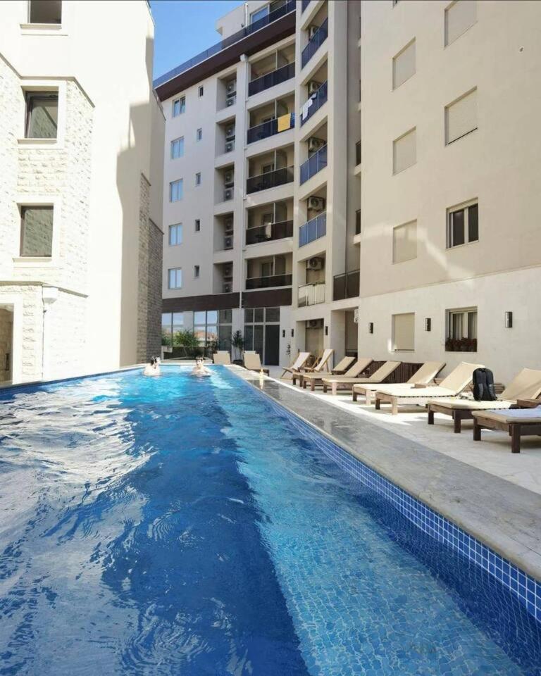 Apartment Tara - 1br Long Term!